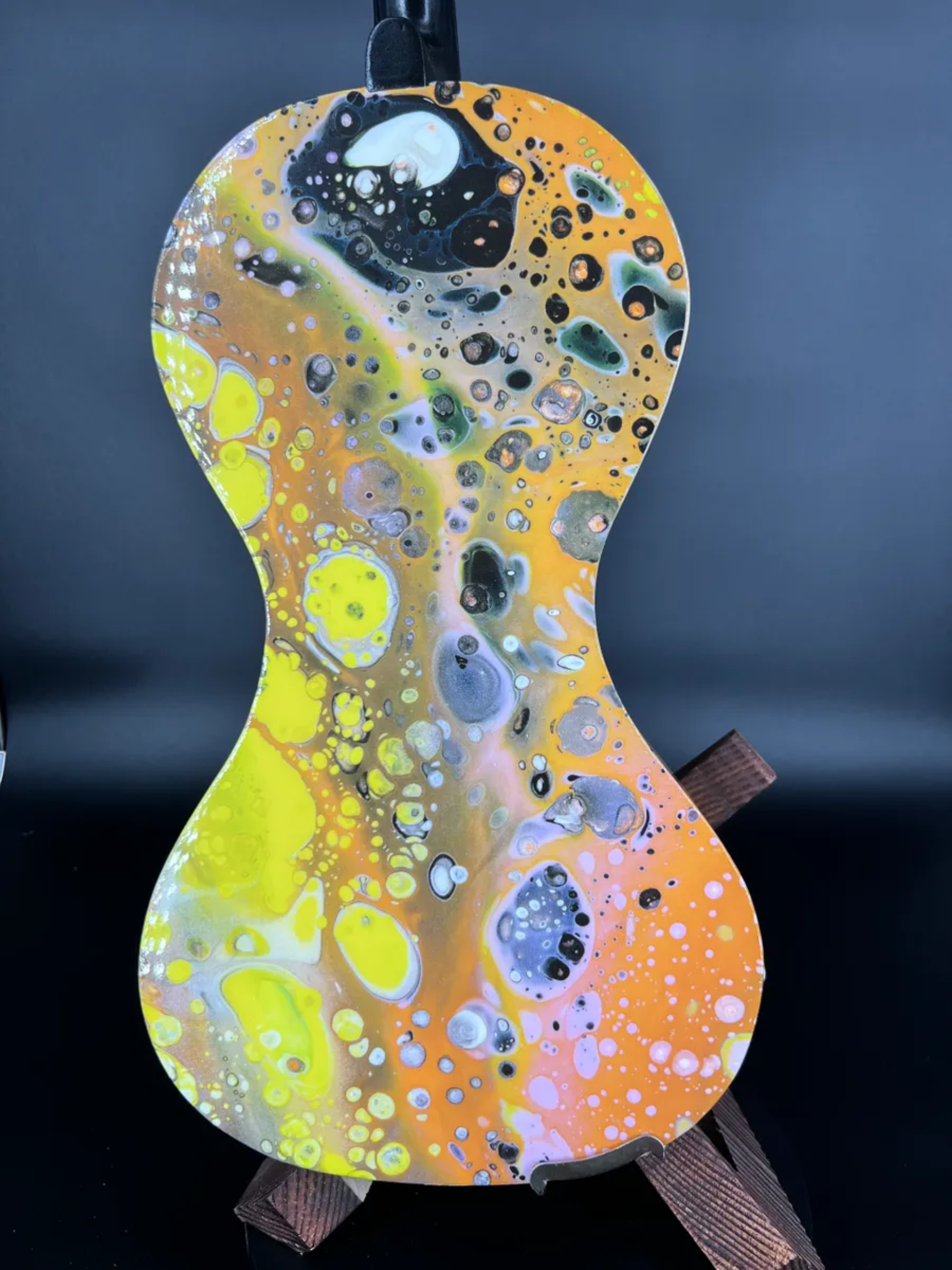 A reverse angle shot of the RD1 Bubble Orange 79